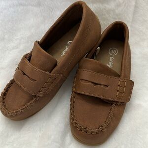 Toddler slip on dress shoes khaki Size 10 brand new